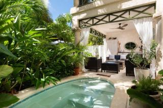 Elegant 2 bedroom apt private pool beach access - Moonshadow - 0