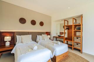Villa Anarya - 6BR Ubud Pool Villa, Spa, Panoramic Views! - 4