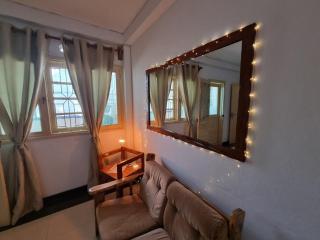 Maison Orera -Town Apartment with Local Food Menu - 8