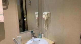 City Comfort Inn Yichang Wanda Plaza Yunhe Park - 1