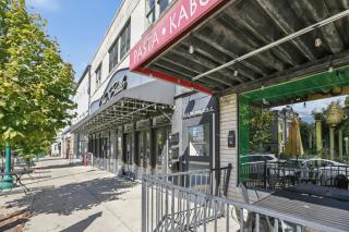 Stylish Downtown Unit with Historic Charm apts - 6