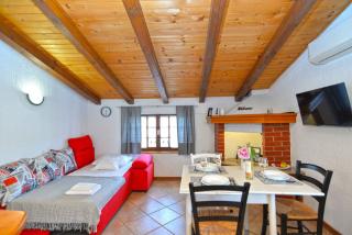 Apartments near Beach Fazana-Fazana (Region) 44815 - 1