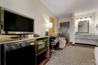 Sleep Inn & Suites Omaha Airport - 5