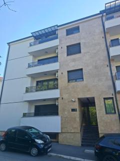 Stef Lux Apartments - 8