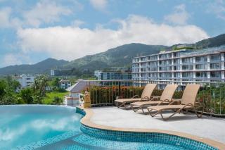 Surin Park 2 Bed High Floor Sea View by Destada - 2