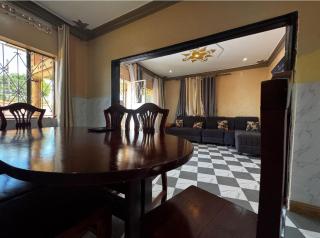 Hill Inn jinja - 9