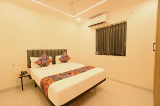 FabHotel Royal Elite Luxury - 7