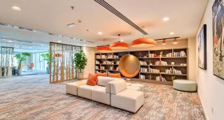Yas canal 1 -1BR | Balcony, F1 + Park Deals - 8