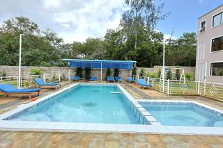 Orchard Villa 3Br - 9