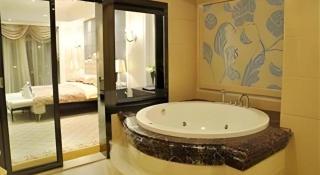 Country Garden Phoenix Hotel Yunfu - 8