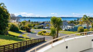 Welcome Bay Heights - 9