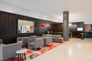Two-bedroom City Escape I Mantra on Queen - 8