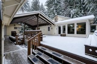 Stay Portland - Sandy Riverfront Mt Hood Cabin! 9 Queen Beds! - 8