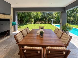 Riverfront Golf Estate House - 9