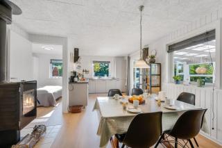 Newly Renovated Holiday Home With Outdoor Spa And Outdoor Sauna By The Fjord - 3