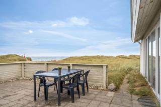 Cozy Holiday Home With Sea View, Sauna And Whirlpool In Lidl Strand - 9