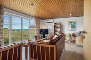 Cozy Holiday Home With Sea View, Sauna And Whirlpool In Lidl Strand - 8