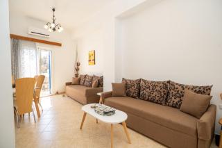 Lenio's Home - 5