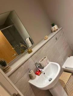 Homely one bedroom apartment, Leeds city centre - 4