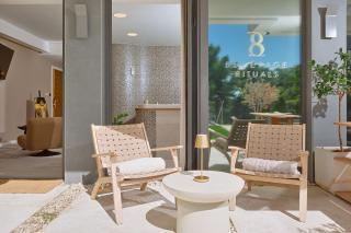 BELETAGE RITUALS PREMIUM ROOM with private jacuzzi and pool -free parking ADULTS ONLY - 2