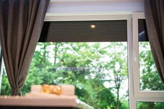 Jacuzzi Suite - City - Panorama View - private - 1