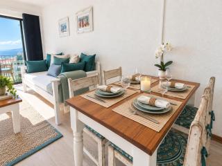 Serendipity - Ocean View Apartment - 2