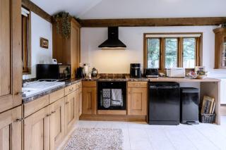 Finest Retreats - Willow Tree Barn - 8