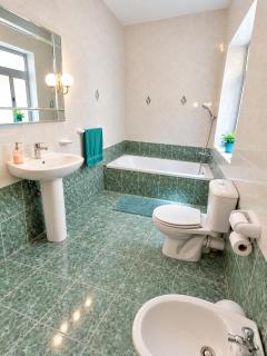 Nr41 holiday apartment - Village centre - Steps from the sea, restaurants, shops and all amenities - 6