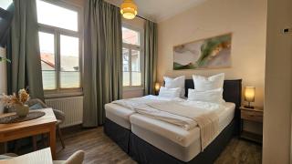 Guesthouse Altstadtidylle Allerheiligen - Moderne Gästezimmer - nahe Domplatz - Eigenes Bad - WiFi - Kaffee & Tee - 3