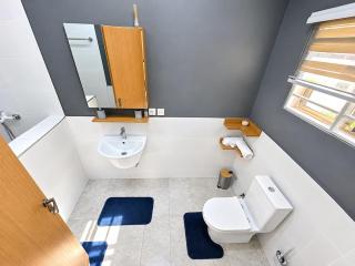 Eden Court Luxe - 1