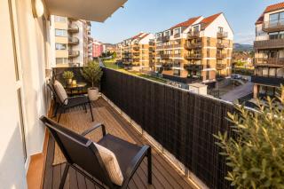 ALURE RESIDENCES 13 & 24h self check-in, fireplace,private parking in front of the apartment building included, new building, green area with meadows and forests - 9