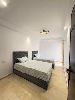 SUPERBE APPAREMMENT 3BR A 2 pas du corniche - 0