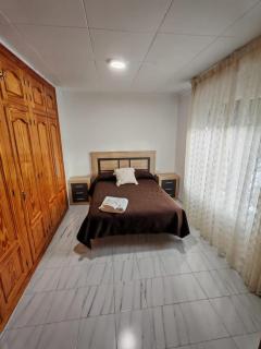 1- Casa Rural con Piscina Climatizada - 3