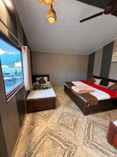 The Aurum Resort - 9