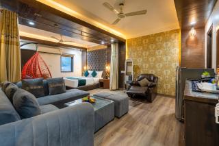 Hotel Royal Galaxy Yashobhoomi - 7