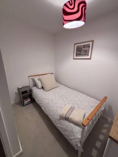 Beautiful 3-Bed House - 4