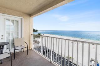 Corner Beach Front Unit - Beach Place #412 - 0