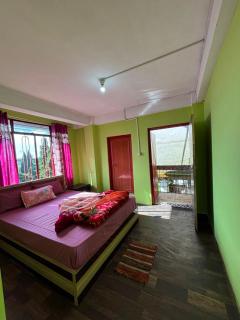 Sunrise Homestay Batasia - 0