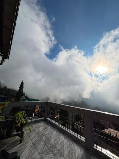 Sunrise Homestay Batasia - 9