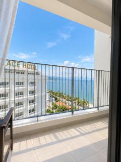 Gold Coast Apartments Nha Trang By San Luxury - 1