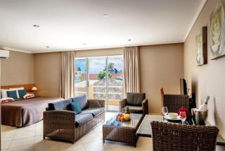 Luxury Studio Black Durgeon at Den Laman - 8
