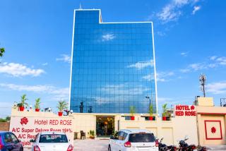 Hotel Red Rose Inn - 0