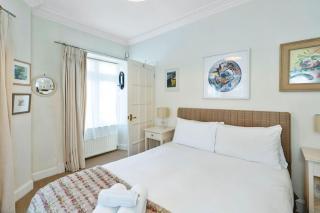 GuestReady - Classic Charm near Holyrood Park - 8