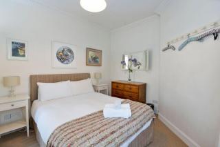 GuestReady - Classic Charm near Holyrood Park - 1