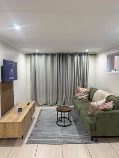 Cambridge Boutique Stay - 4