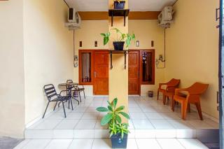 RedDoorz near Alun Alun Klaten - 7
