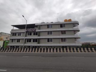 Golden Vista Business Hotel - 2