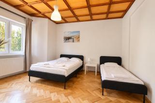 House Managers - Vintage Sopot - 1