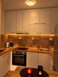LEHOS Central Apartment - 5