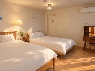 Spacious 2BR Apartment near Subway Free Parking Seoul - Seúl - 9